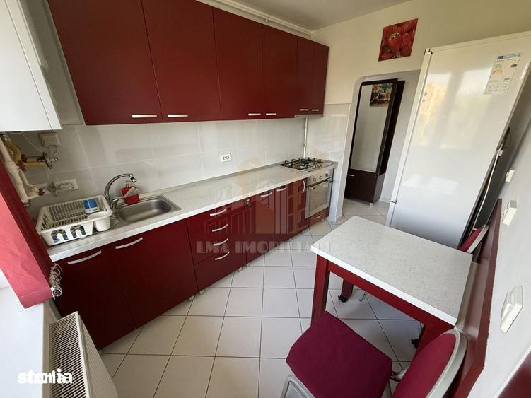 Apartament cu 2 camere decomandat în Hărmanului