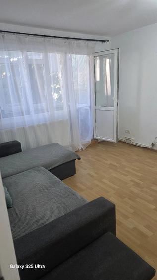Apartament cu 2 camere semidecomandat în Horia