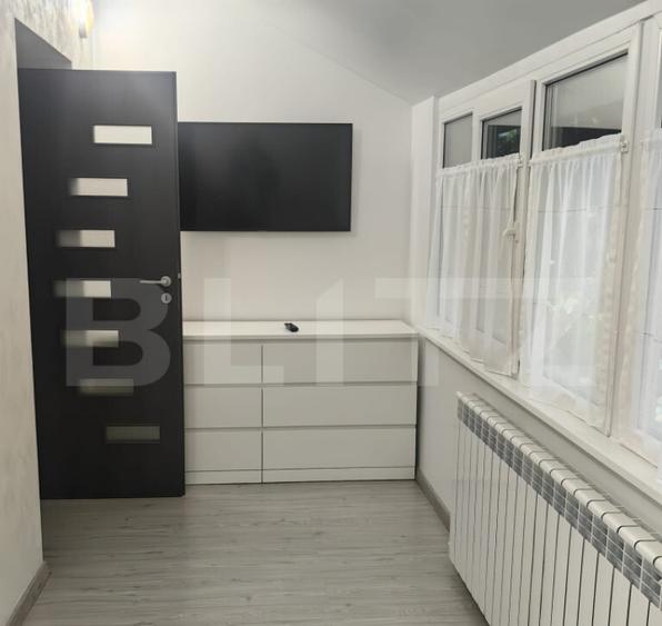 Apartament 3 camere, 55mp, zona Podul de Fier - 11