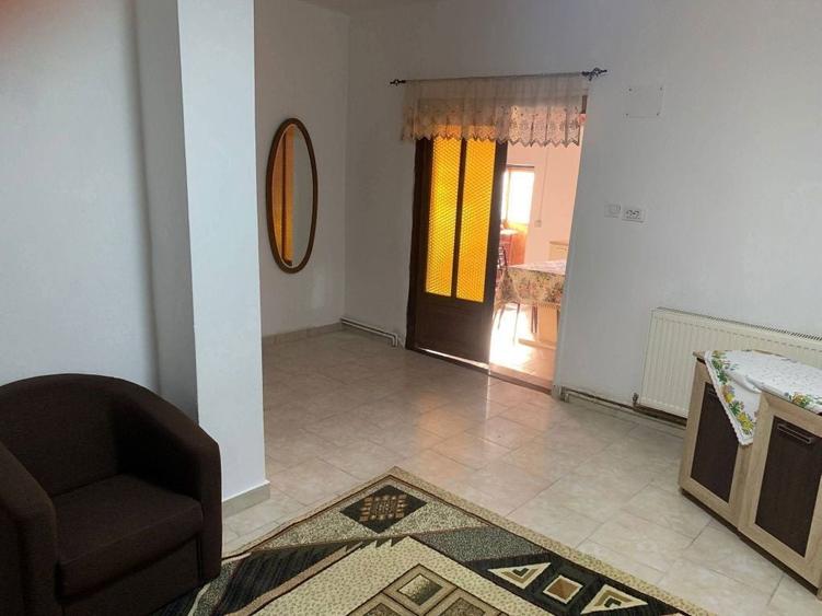 Apartament la casa 2 camere - 1