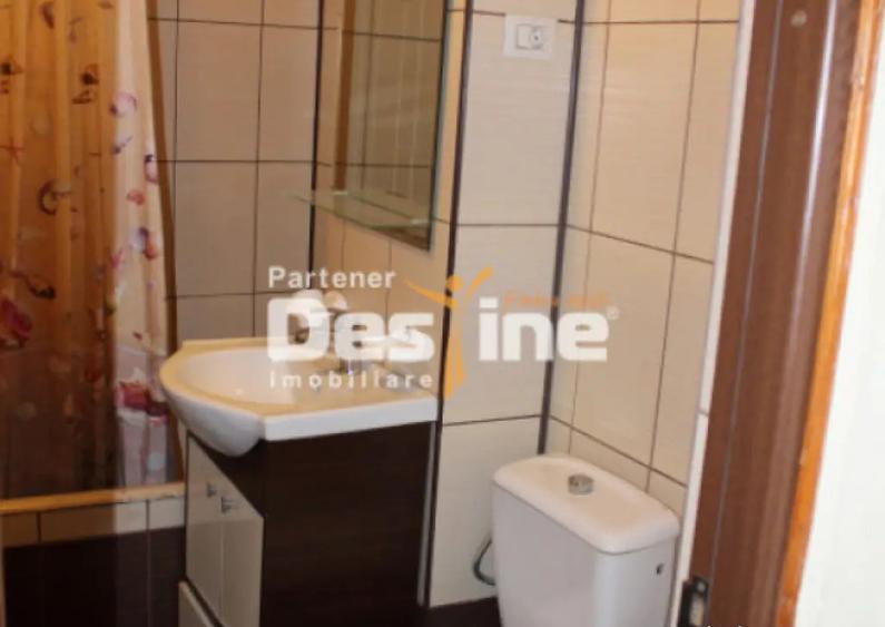 Apartament 3 camere decomandat de 61 mp 2 bai la parter car - 5