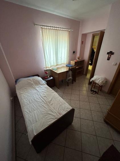 PROPRIETAR VAND CASA CAROL KNAPPE 90 Sector 1 - 1