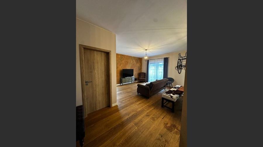 Apartament ultrafinisat 3 camere – zonă exclusivistă Gruia - 2