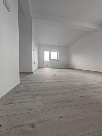 Apartamente noi in zona centrala. - 4