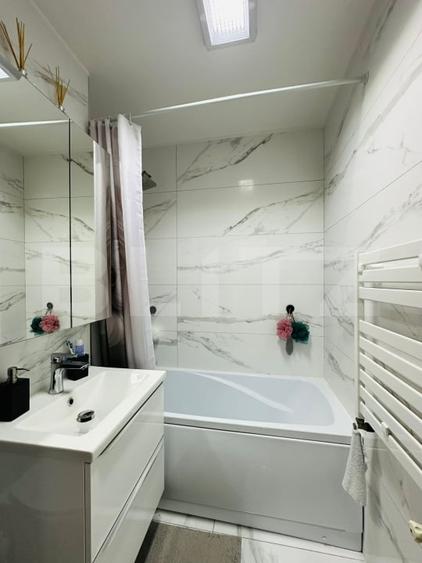 Apartament 3 camere decomandat, boxa si loc de parcare - zona Craiter - 9