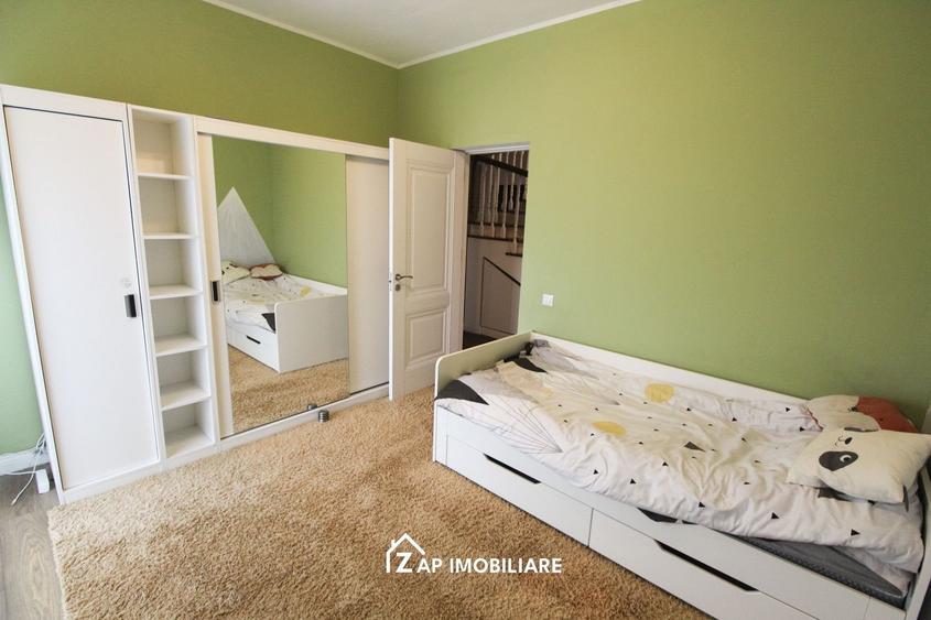 Penthouse la cheie - 3 camere + 2 terase 30 mp –  2 parcări - 4