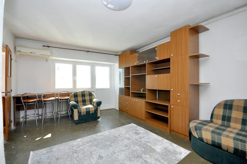 Militari metrou Lujerului garsoniera 40 mp decomandata bloc 1989 pret negociabil - 1