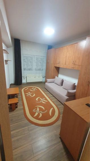 Apartament cu o camera et 4 - 4