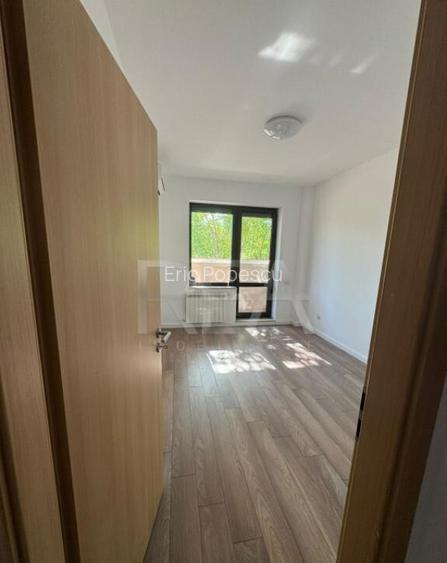 Apartament 4 camere Baneasa, bloc nou (2010), 120 mp ut Apartament 4 camere Baneasa, bloc nou (2010), 120 mp ut