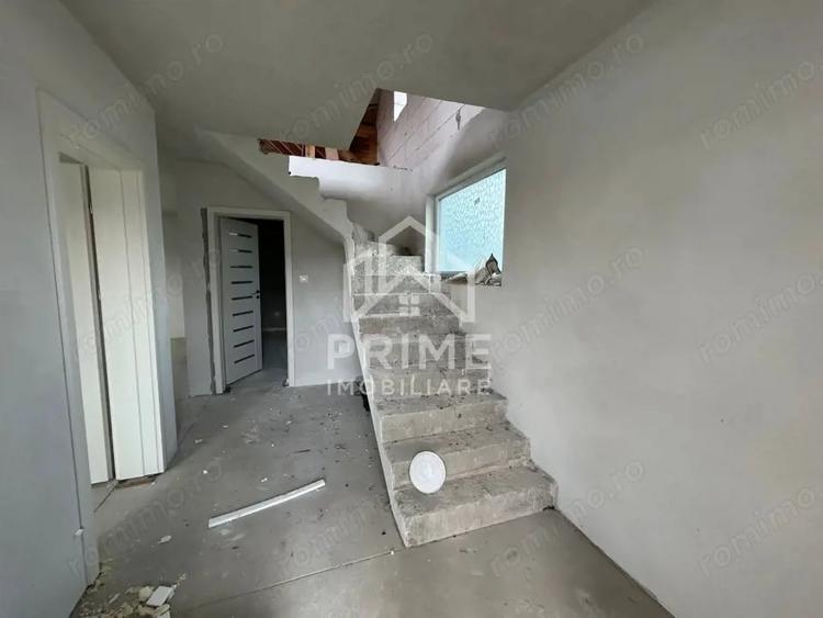 Casă cu 2 camere cu Teren 820 Mp în Totoi