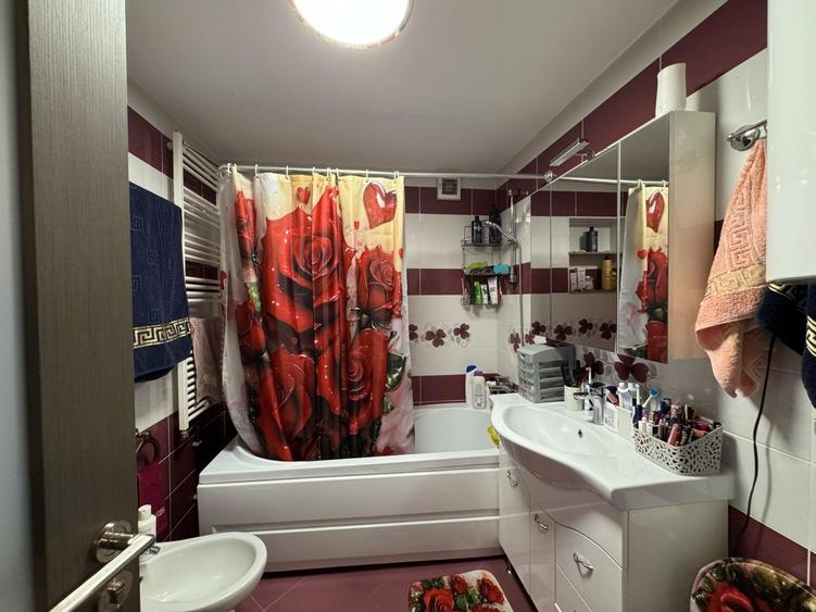 Vila 6 camere cu piscina- se accepta schimb cu apartament + diferenta - 8