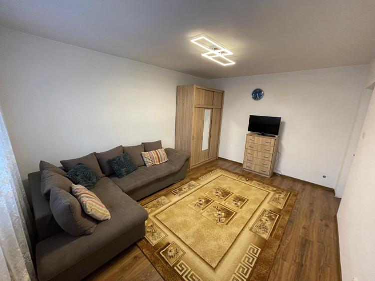 Vand apartament cu 1 camera spatios zona Fortuna - 5