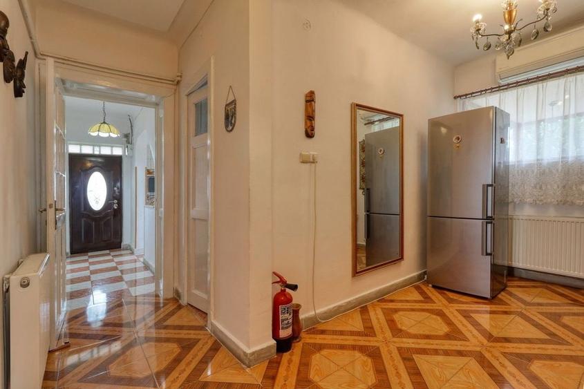 Investitie -Oportunitate - Casă boierească  de poveste- 7000 mp teren, - 48