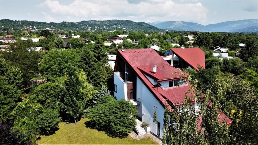 REV2004740 Vila Superba de Vacanta l Breaza I Teren 2882 mp - 1