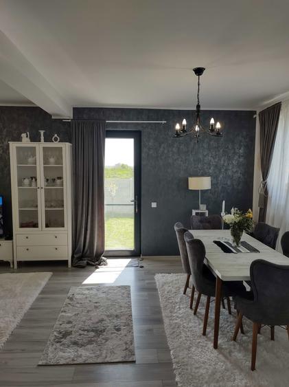 Casa de vanzare Dragomiresti Deal - 4