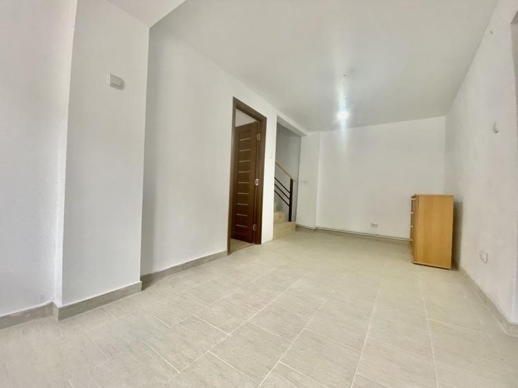 Vanzare casa P+1, teren 410 mp, zona centrala Targoviste. - 13