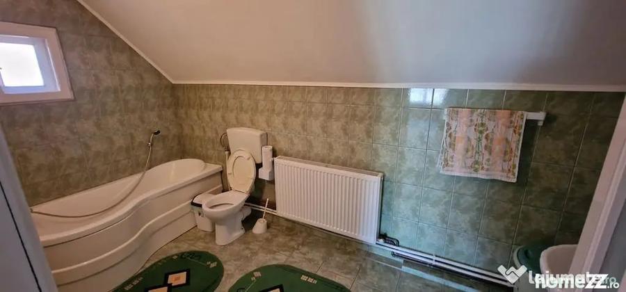 Casă cu 5 camere cu Teren 1000 Mp în Agigea