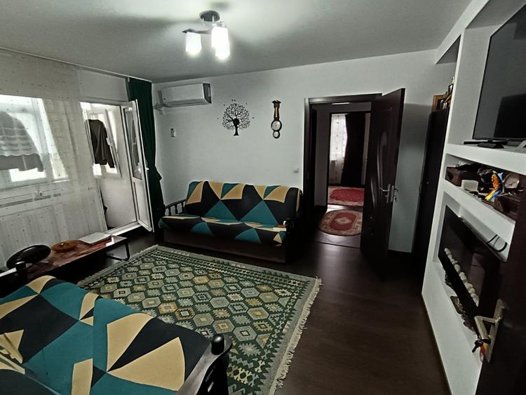 APARTAMENT 2 CAMERE, MOBILAT SI UTILAT, ET.3/4, PODU ROS, RENOVAT RECENT - 10