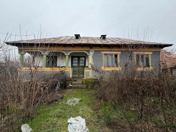 Casa veche cu teren 2200 mp in sat Izvoru de jos , com. Izvoru , jud. Arge? - 5