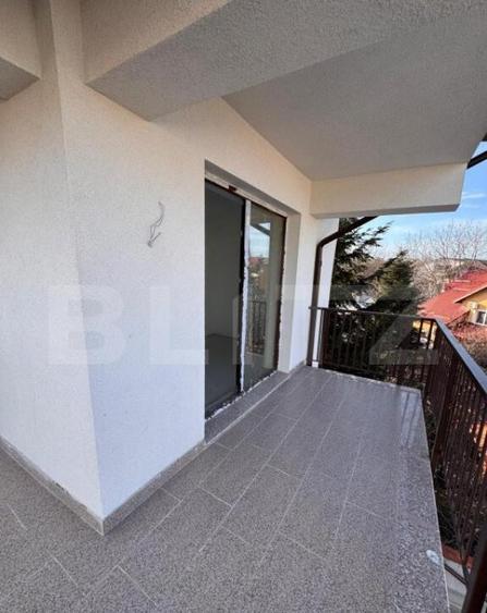 Apartament de vanzare, cu 2 camere, 82 mp, zona Bucurestii N - 5