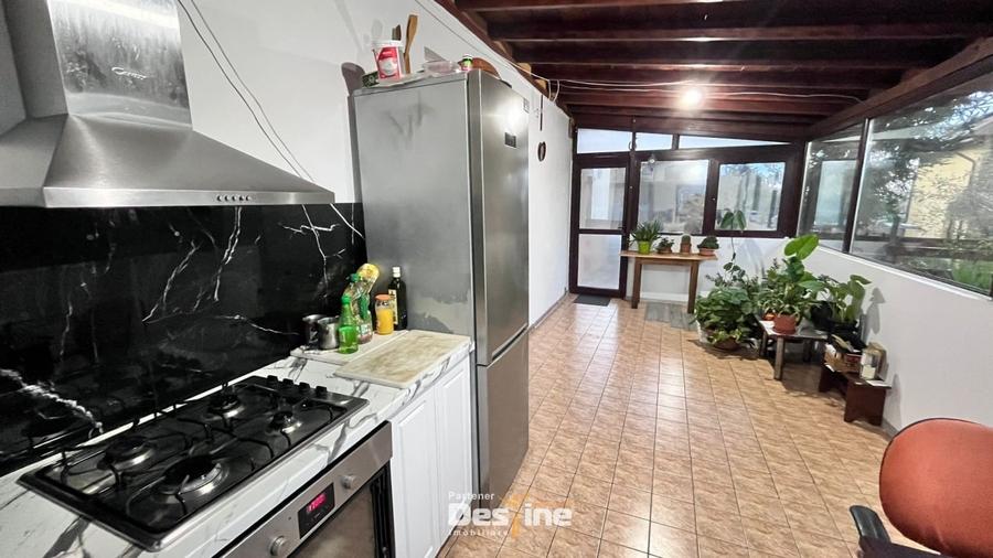 Apartament individual 4 camere 110 mp in Vila + 167mp CURTE - BUCIUM - 4