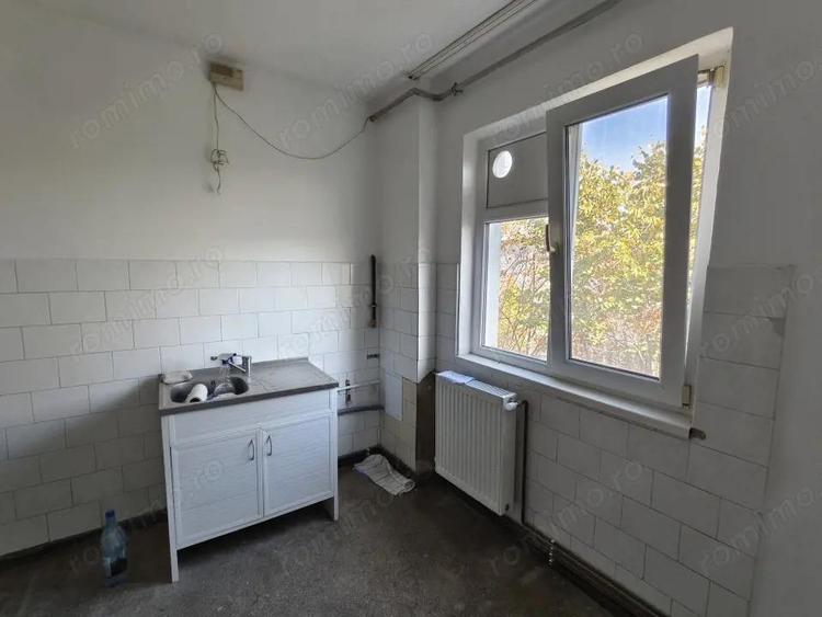 Apartament 3 camere decomandat - 3