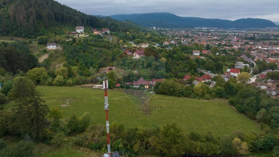 Proiect autorizat (AC) pentru constructia a 6 vile individuale P+M - 7