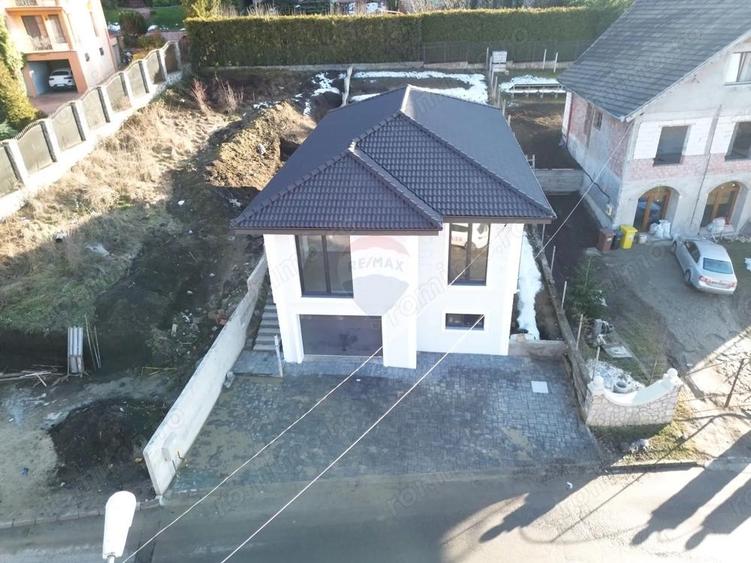 Casa noua cu 4 camere- Medias - 9