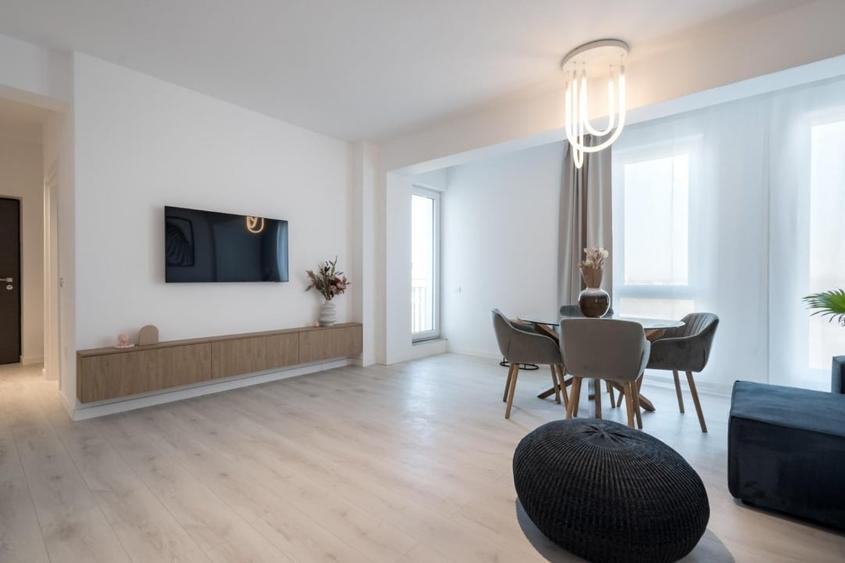 Inchiriere apartament 2 camere cu parcare – Aerocity Residence, Tunari - 2