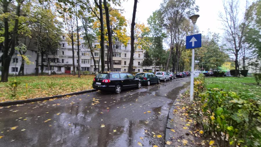 Tomis 1 - ap 3 cam, et 4/4 , gaze la usa (necesita renovare) - 16