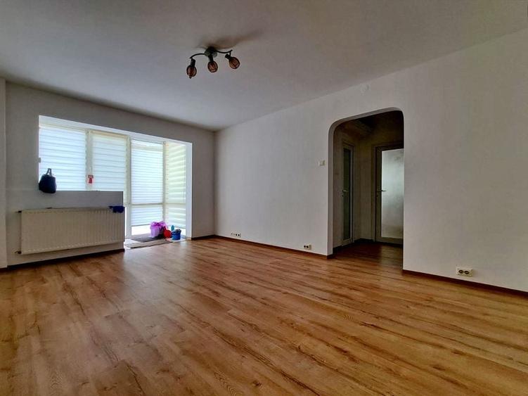 Apartament cu 2 camere,  zona Garii - 3