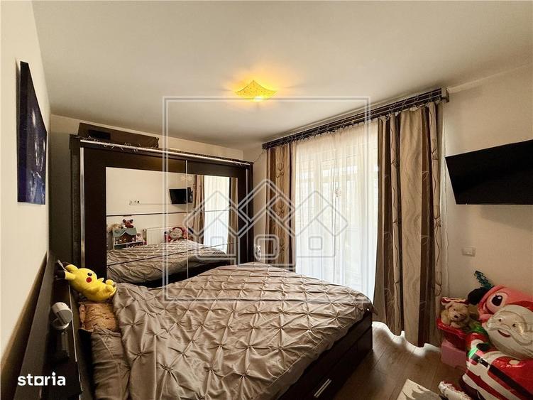 Apartament 2 camere etaj 2 din 3, balcon - str Ascanio Damian - 10