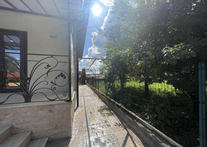 Cornu de Jos Doua case moderne, crama la subsol, prosumato - 6