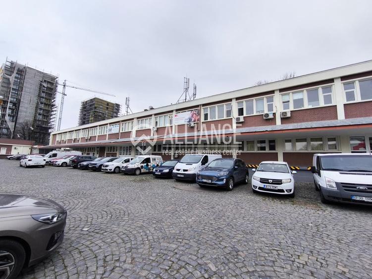 FALEZA NORD cladire multifunctionala 4600 mp cu acces din Bdul Mamaia! - 4