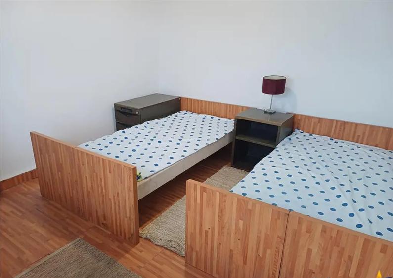 Casa si pentru cazare muncitori in zona parcului industrial - 6