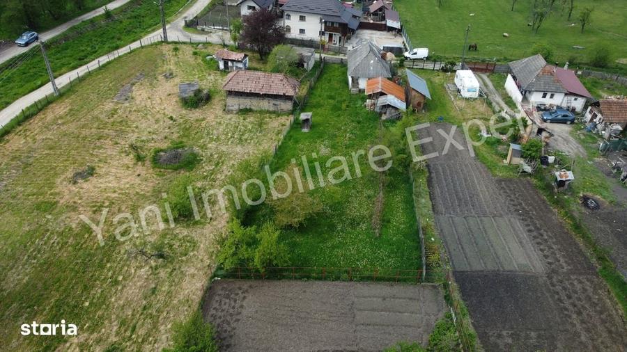 Casă cu 2 camere cu Teren 685 Mp în Mălureni