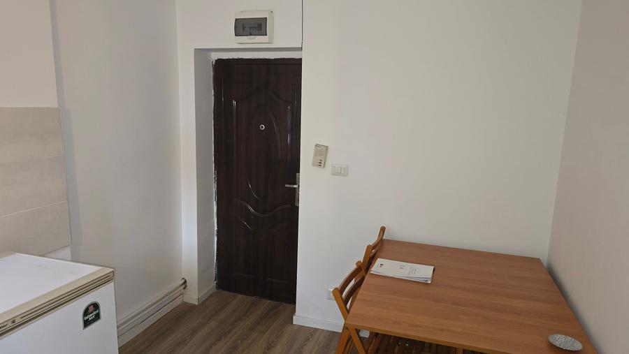 Vand apartament cu 2 camere in Deva, zona Gojdu (Motilor) et. 3, - 7