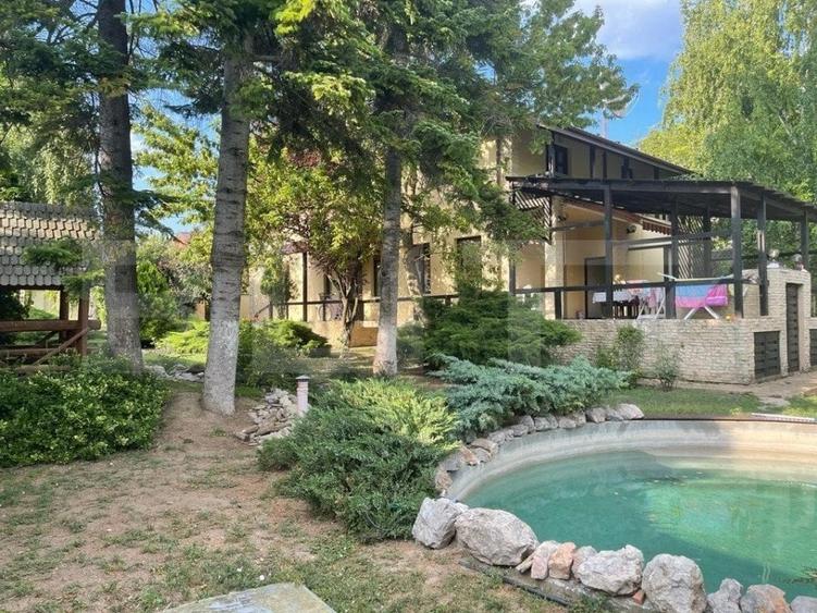 Casa 400 mp, teren 1164 mp, 3 niveluri, zona P-ta Chirila - 1