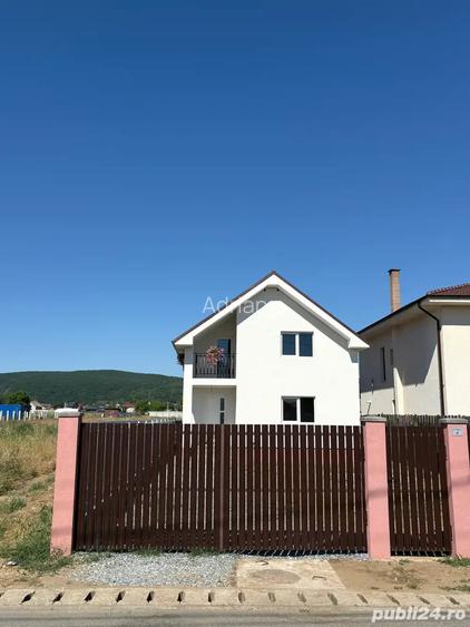 Casa individuala semifinisata in Gilau, zona centrala. Pre? 159000