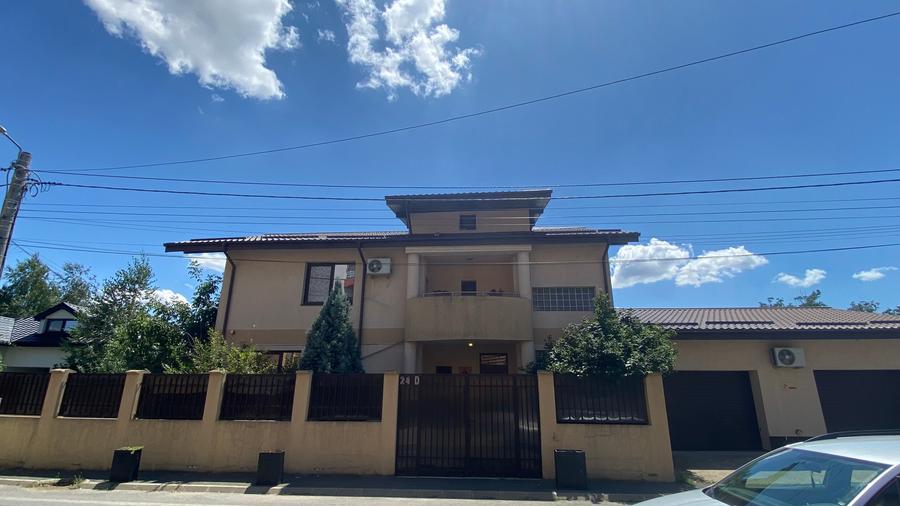 Se vinde URGENT Vila 6 camere Otopeni zona 23 August - 1