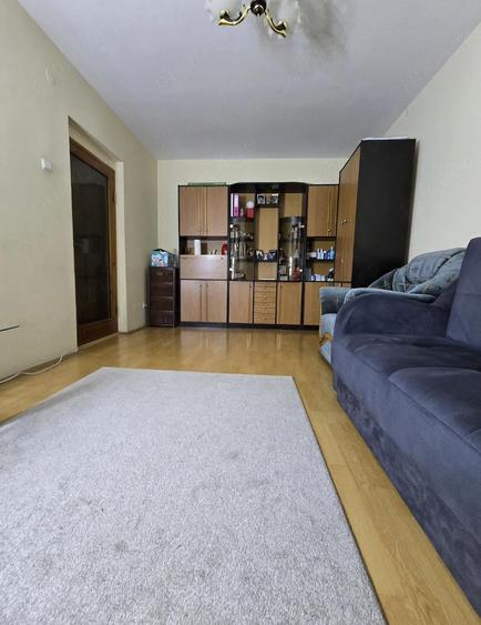 Zona PALAS, apt.2cam.55MP, DECOMANDAT, et.interm., mobilat. - 4