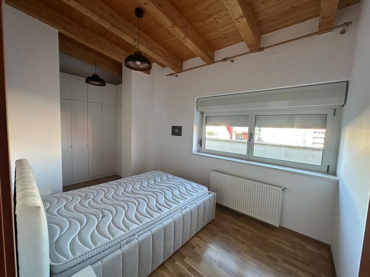 De închiriat  – Penthouse modern, strada Vasile Loichița, complex Ring - 22