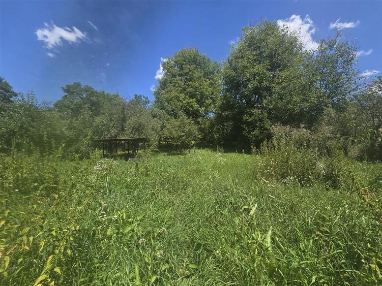 Casă individuală cu 3 camere cu Teren 1200 Mp în Felmer