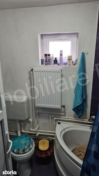 Casa cu spa?iu comercial de vanzare in comuna Ciofrangeni, jud Arge?. - 4