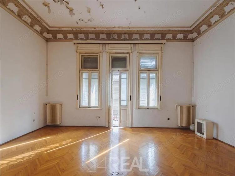 Inchiriere vila interbelica in zona stradala, ultracentrala - 2