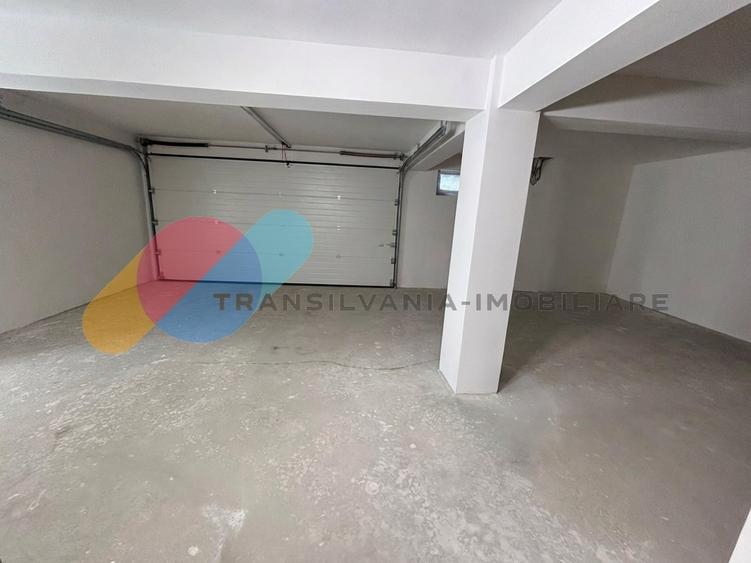 Casă individuala, 258 Mp + teren 446 mp, priveliste spre oras, Dâmbul Rotund - 12