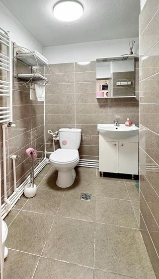 Zona Semicentrala - 15