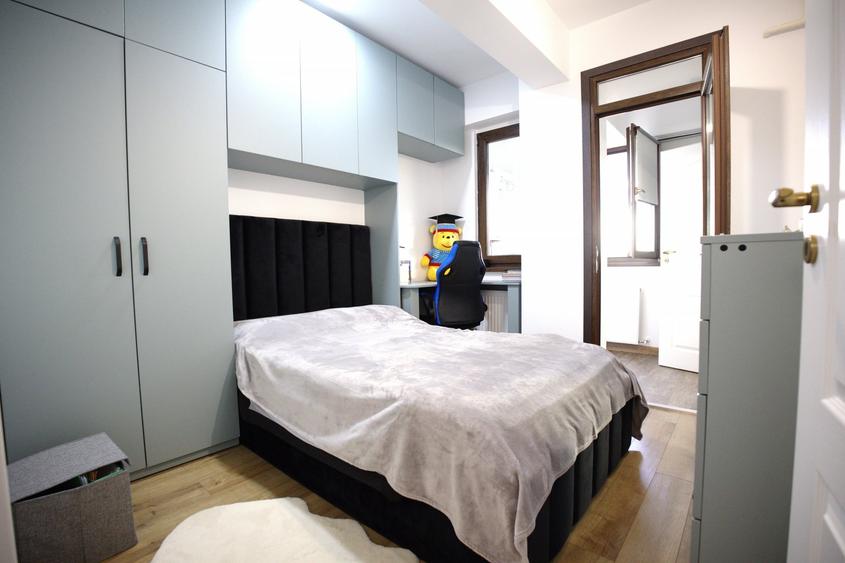 Apartament cu 3 camere decomandat, mobilat în Cug