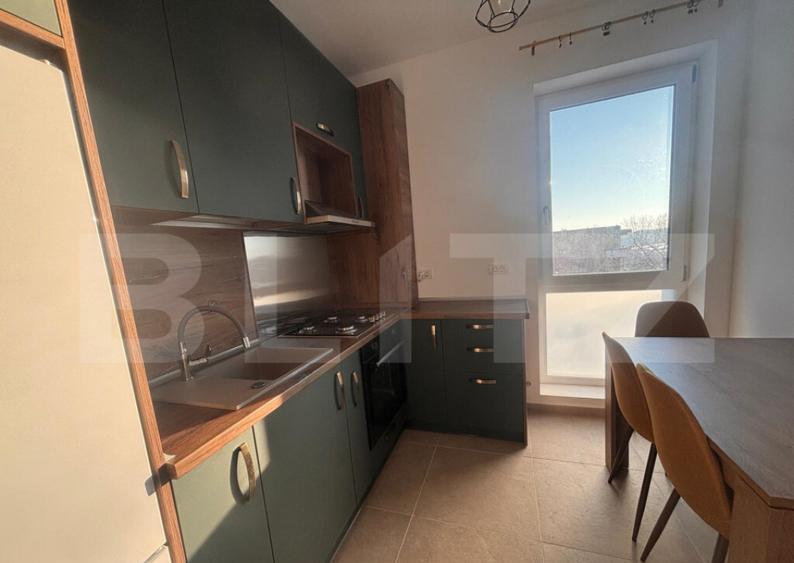 Apartament 2 camere, 61 mp, zona Centrala - 1