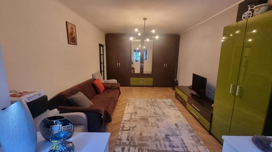 Apartament 4 camere, centrală proprie, parcare, 5 min metrou Apărătorii Patriei - 29